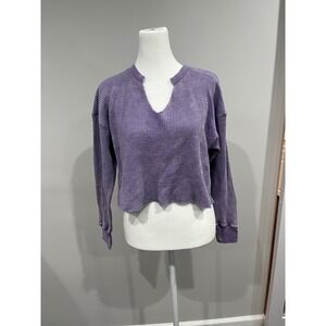 Madeline & Monroe Purple Waffle Knit Cropped V Neck Long Sleeve Top Size‎ M